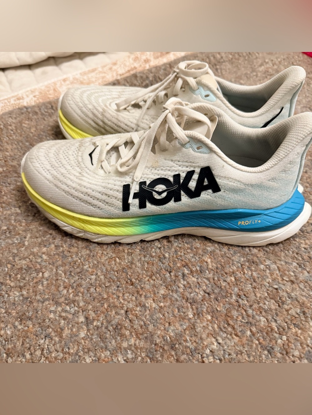 Hoka One One Womens Mach 5 running shoes